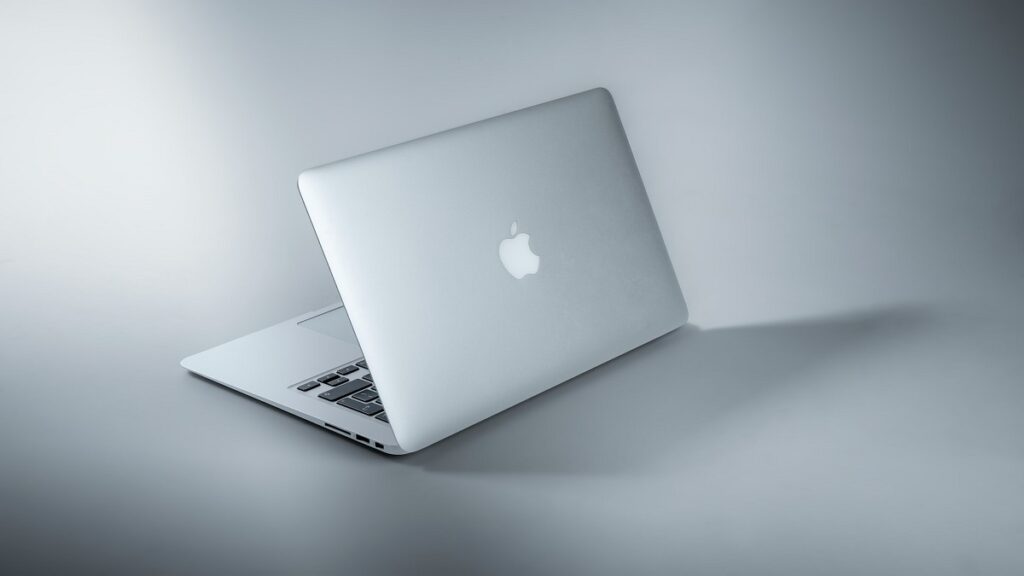 Apple Laptop